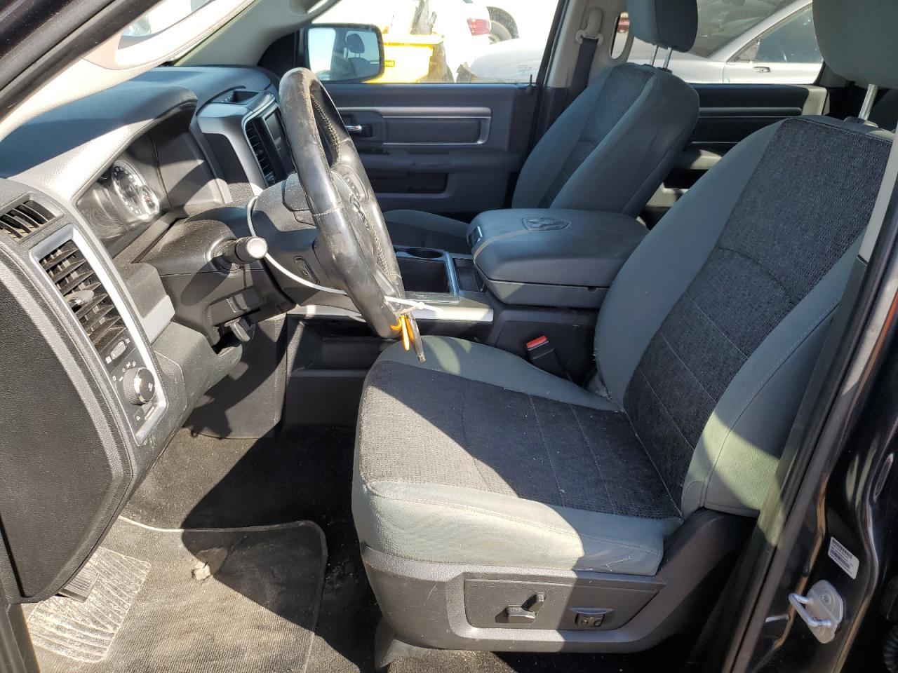 2015 RAM 1500 SLT - Фото 7