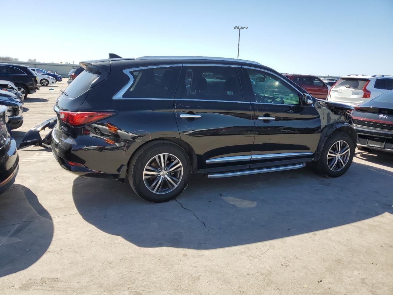 2017 INFINITI QX60 - Image 3