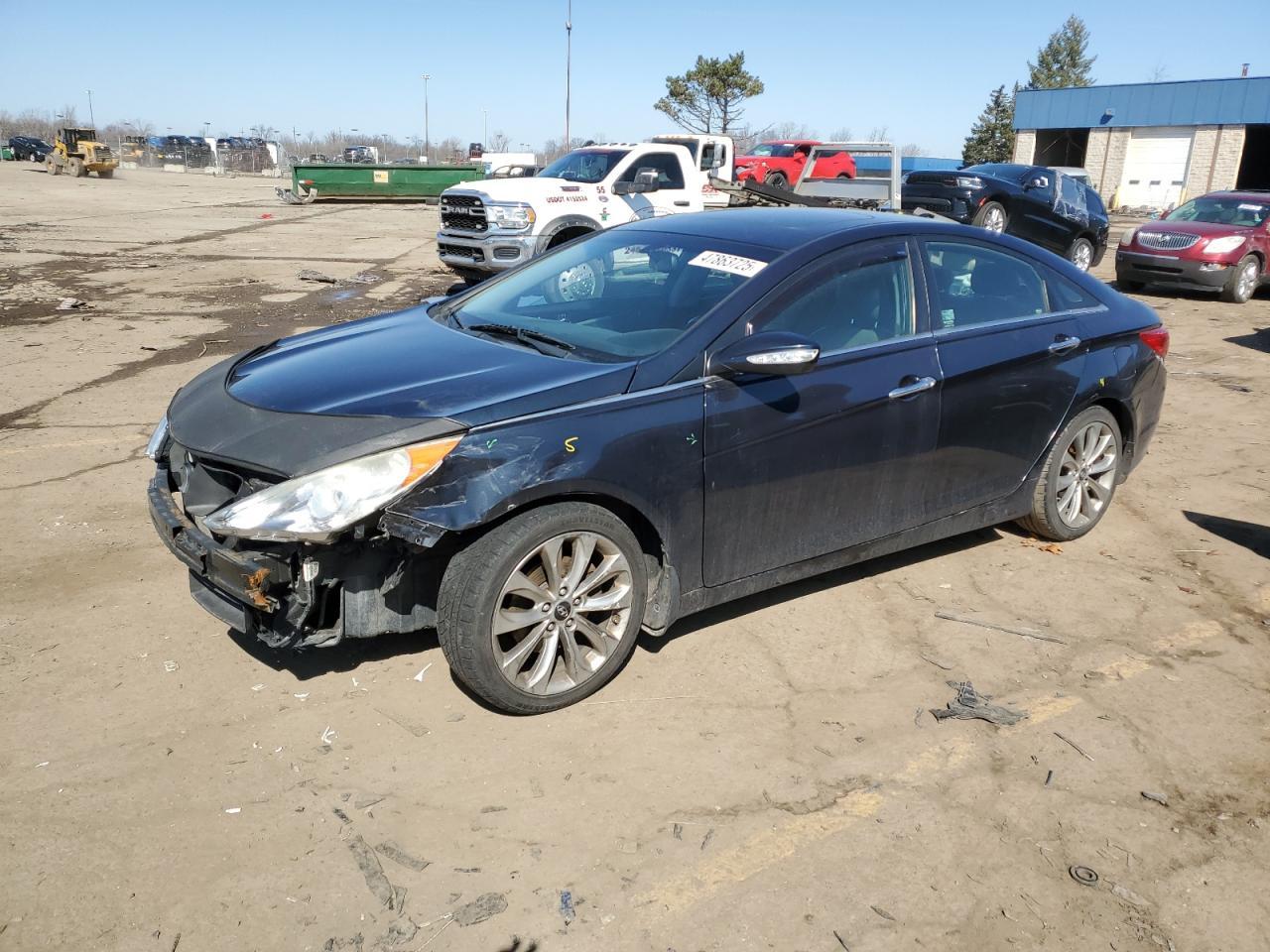 2013 HYUNDAI SONATA SE