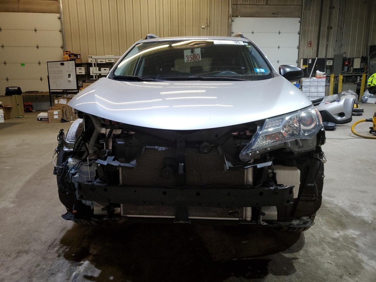 2014 TOYOTA RAV4 LE - Image 5