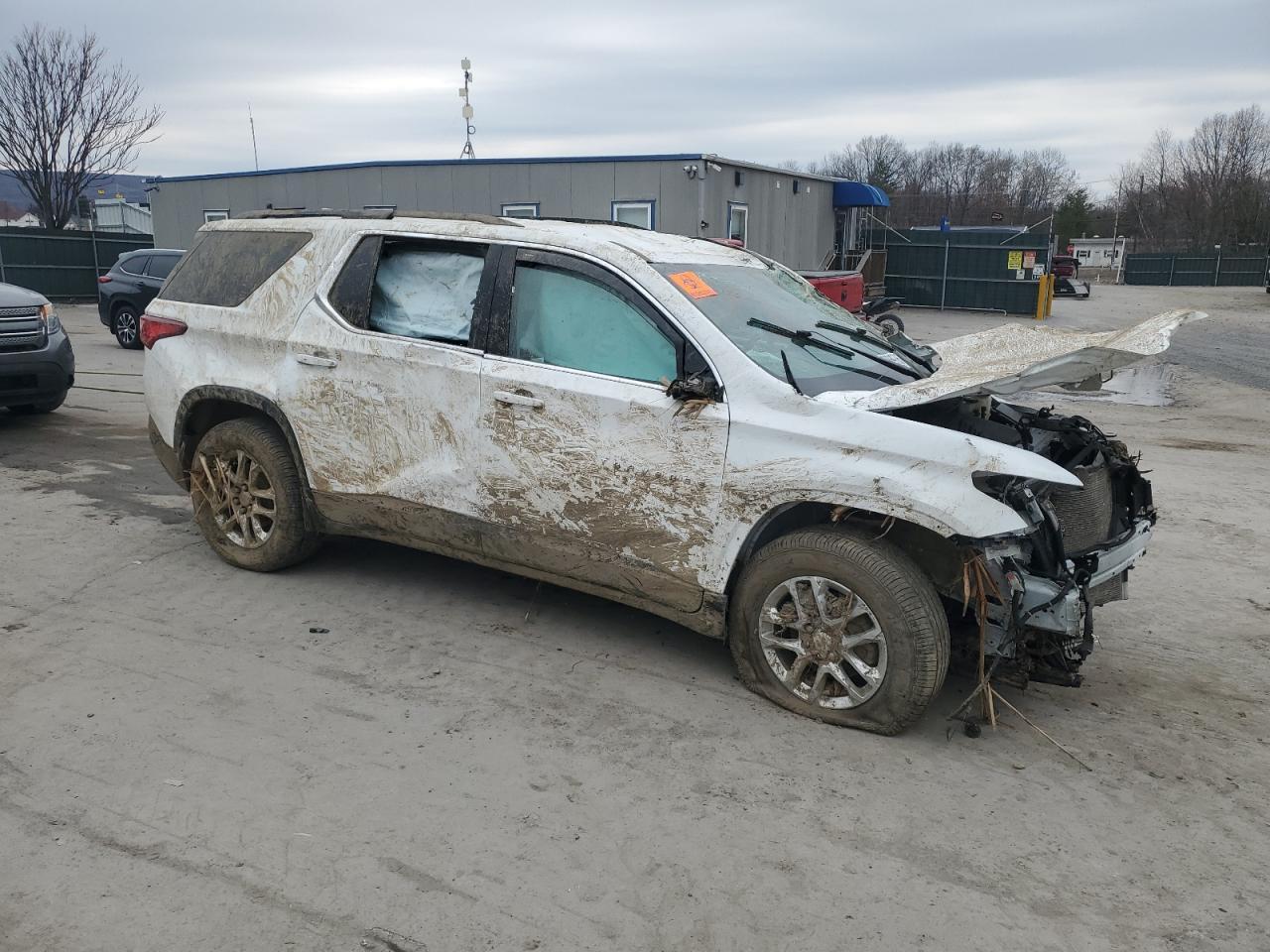 2021 CHEVROLET TRAVERSE L - Фото 4