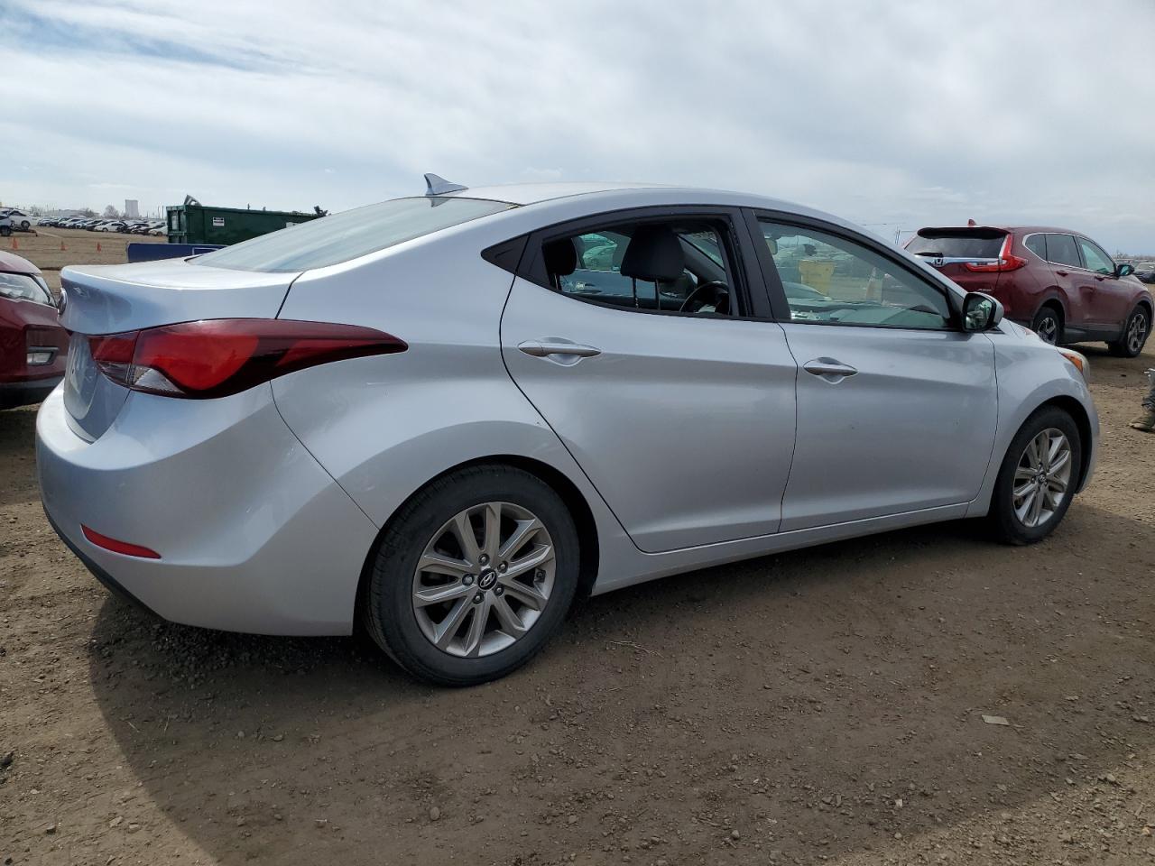 2014 HYUNDAI ELANTRA SE - Image 3