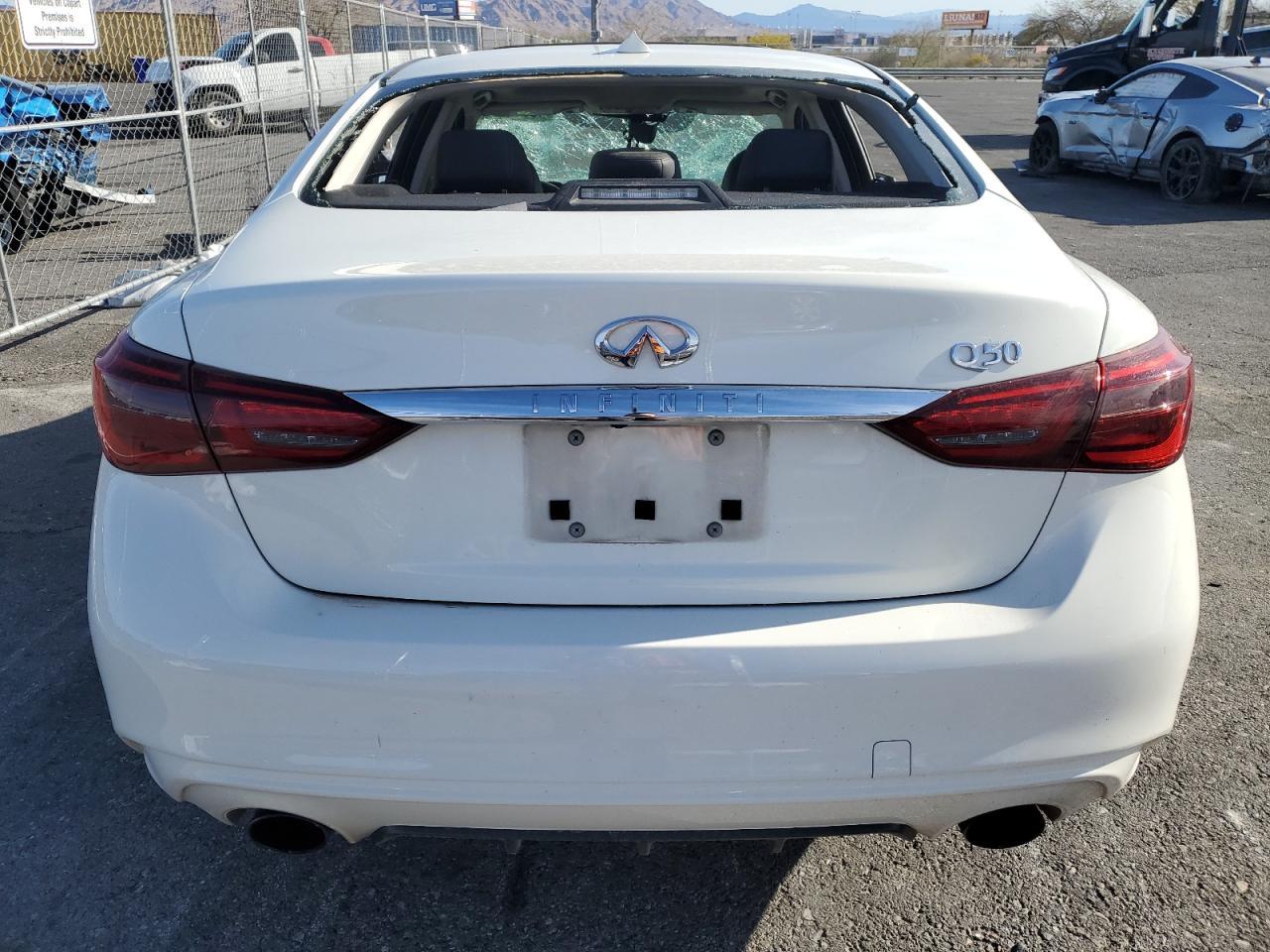 2018 INFINITI Q50 LUXE - Image 6