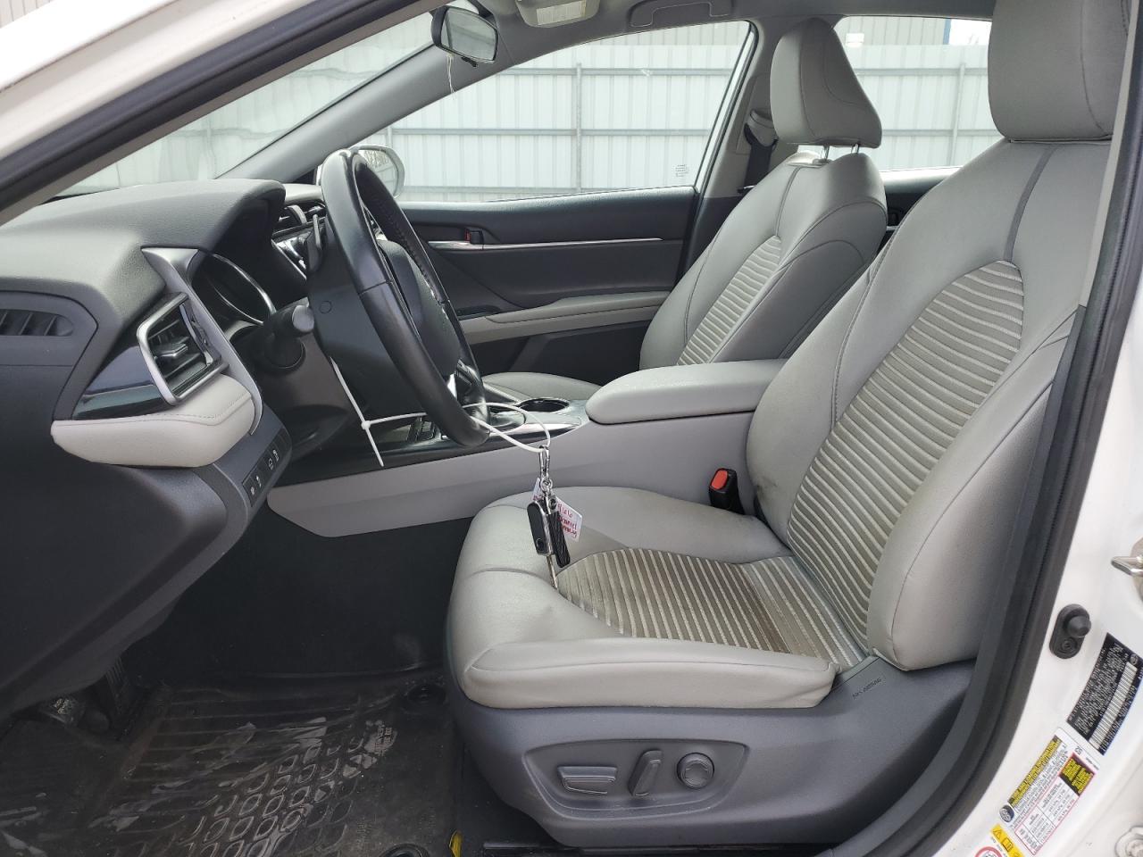 2019 TOYOTA CAMRY L - Image 7