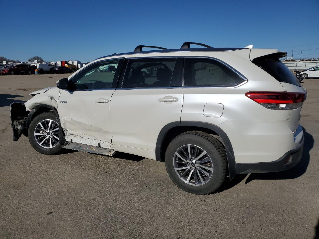 2018 TOYOTA HIGHLANDER - Фото 2
