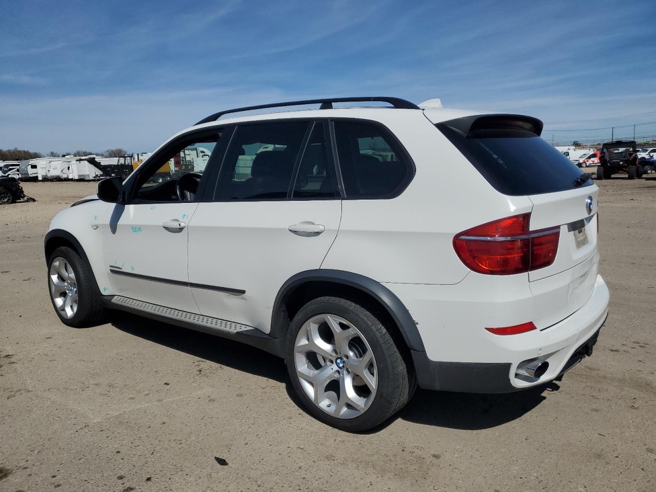 2011 BMW X5 XDRIVE3 - Image 2