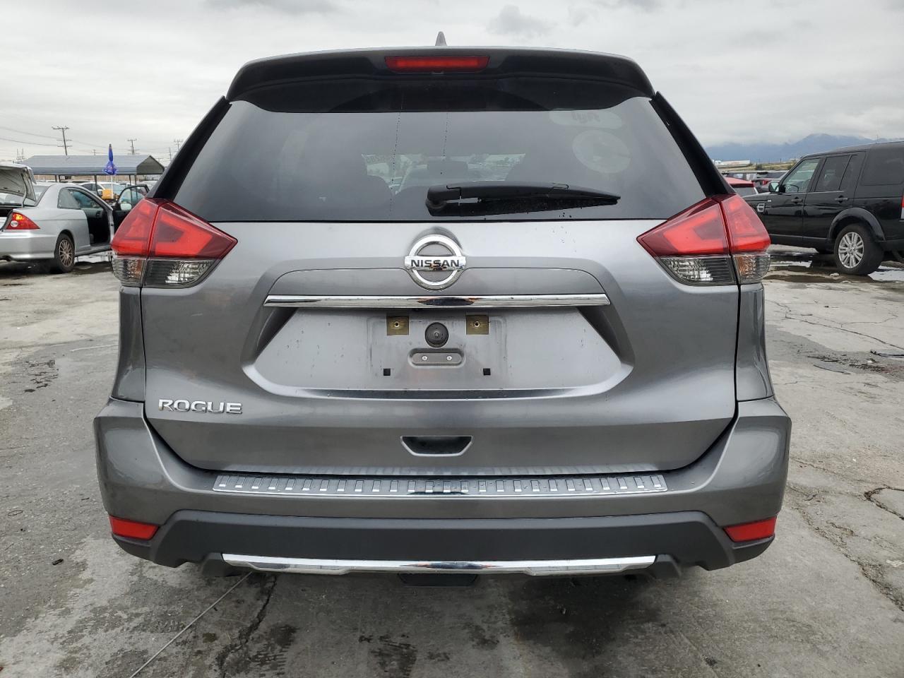 2017 NISSAN ROGUE S - Фото 6