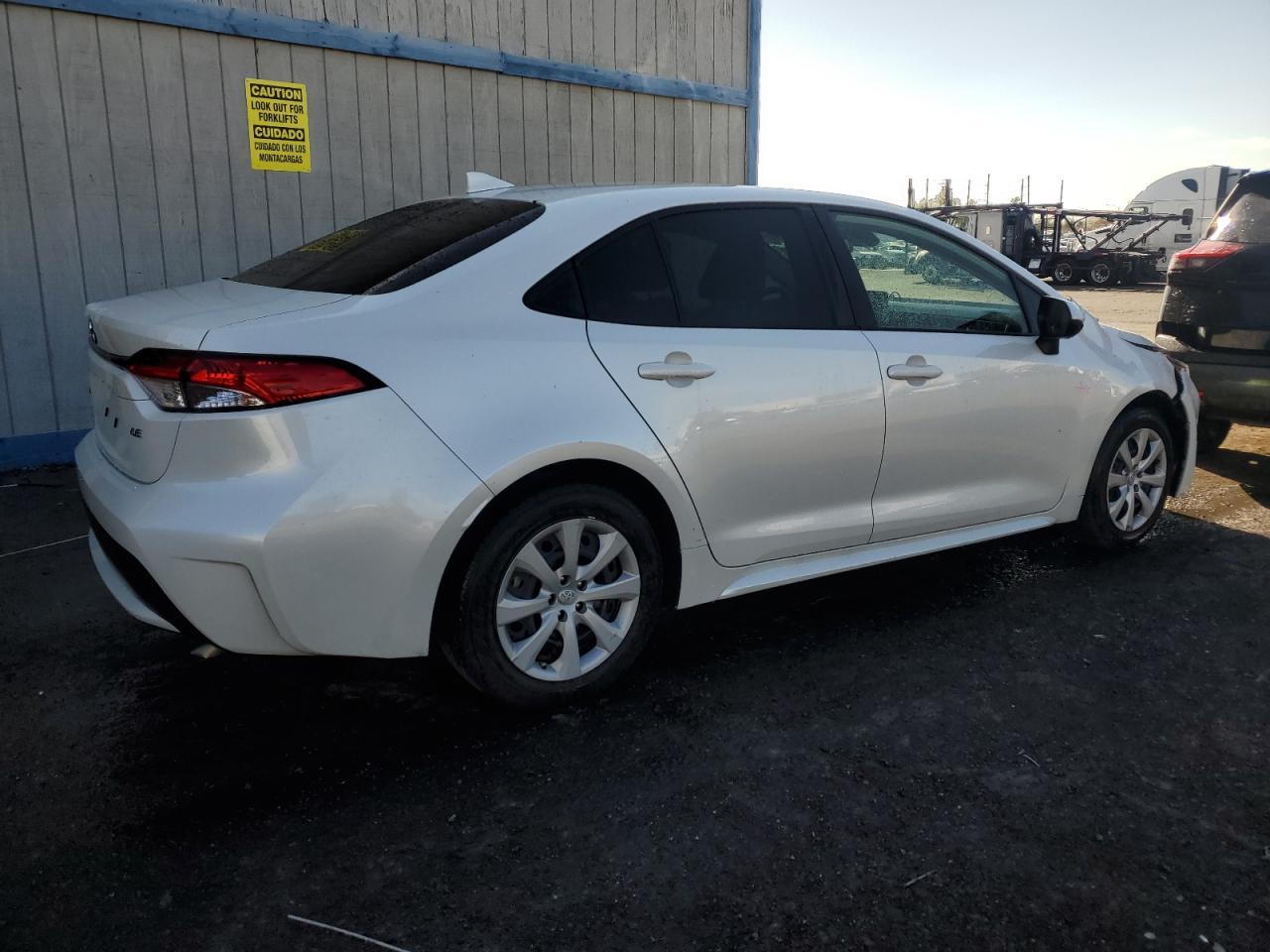 2022 TOYOTA COROLLA LE - Image 3
