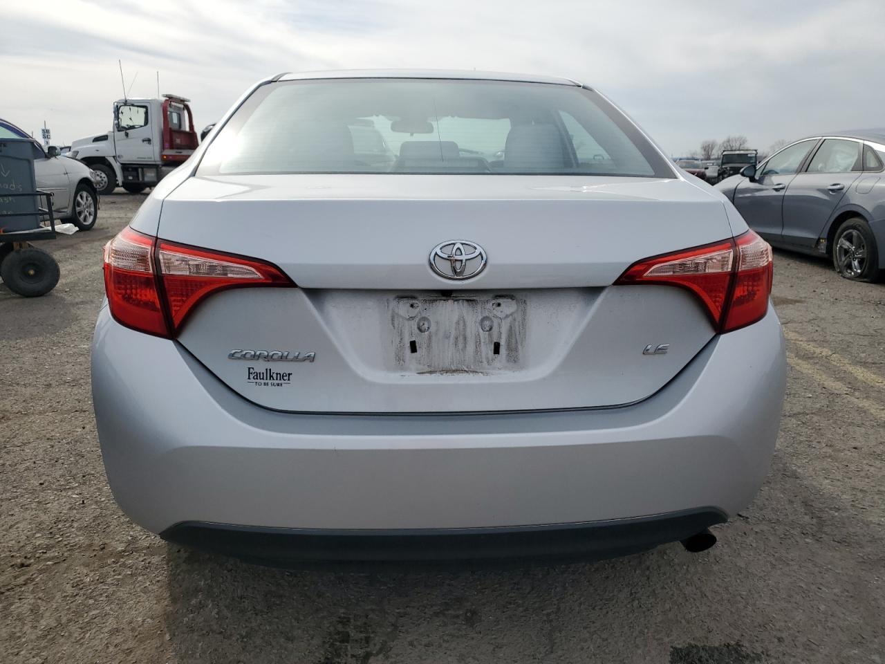 2018 TOYOTA COROLLA L - Image 6