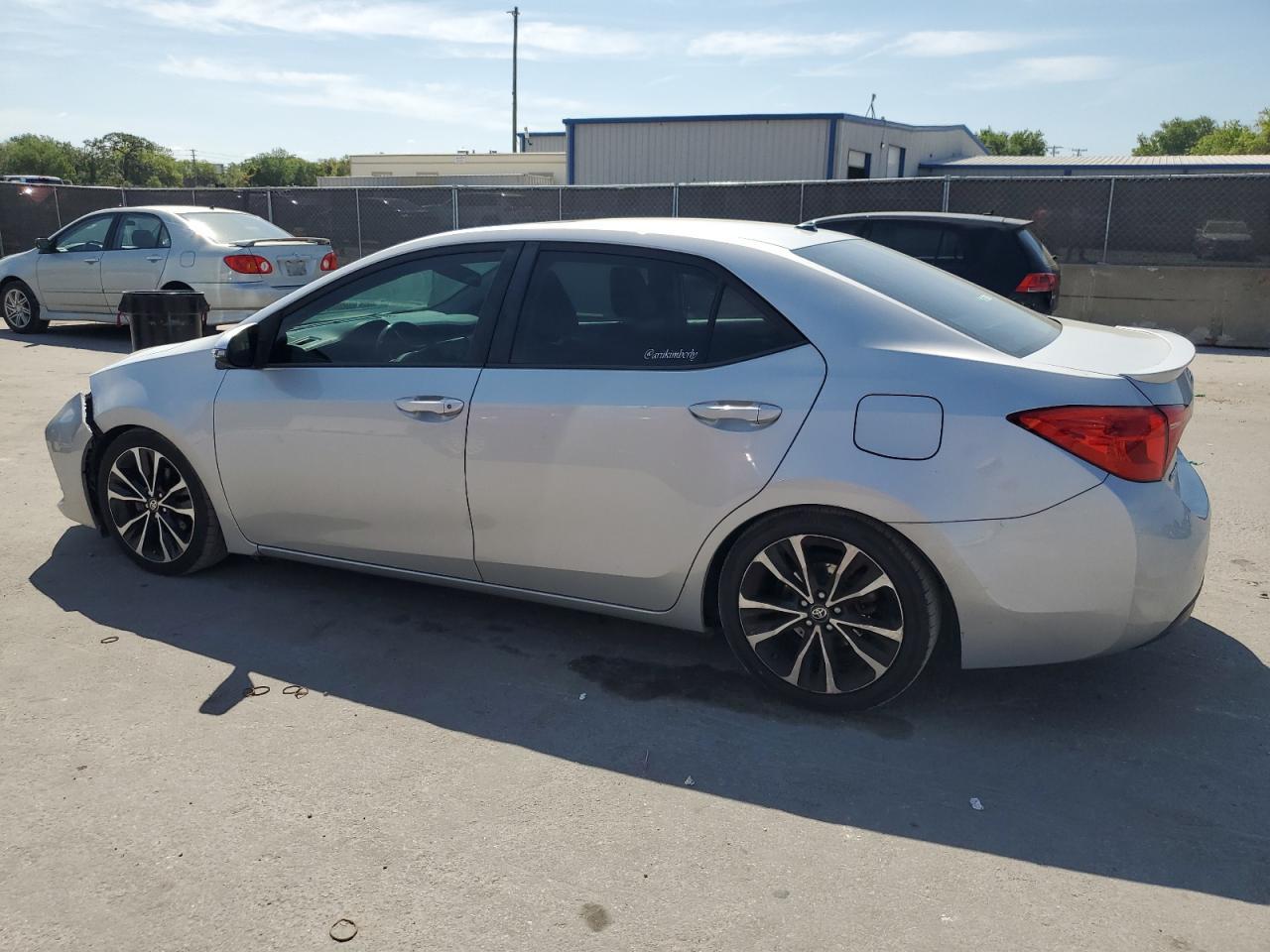 2018 TOYOTA COROLLA L - Фото 2