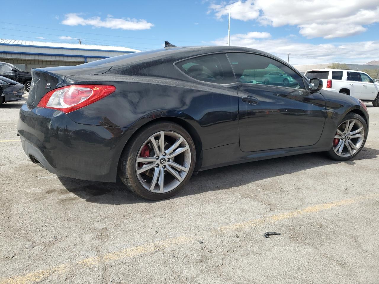 2011 HYUNDAI GENESIS CO - Image 3