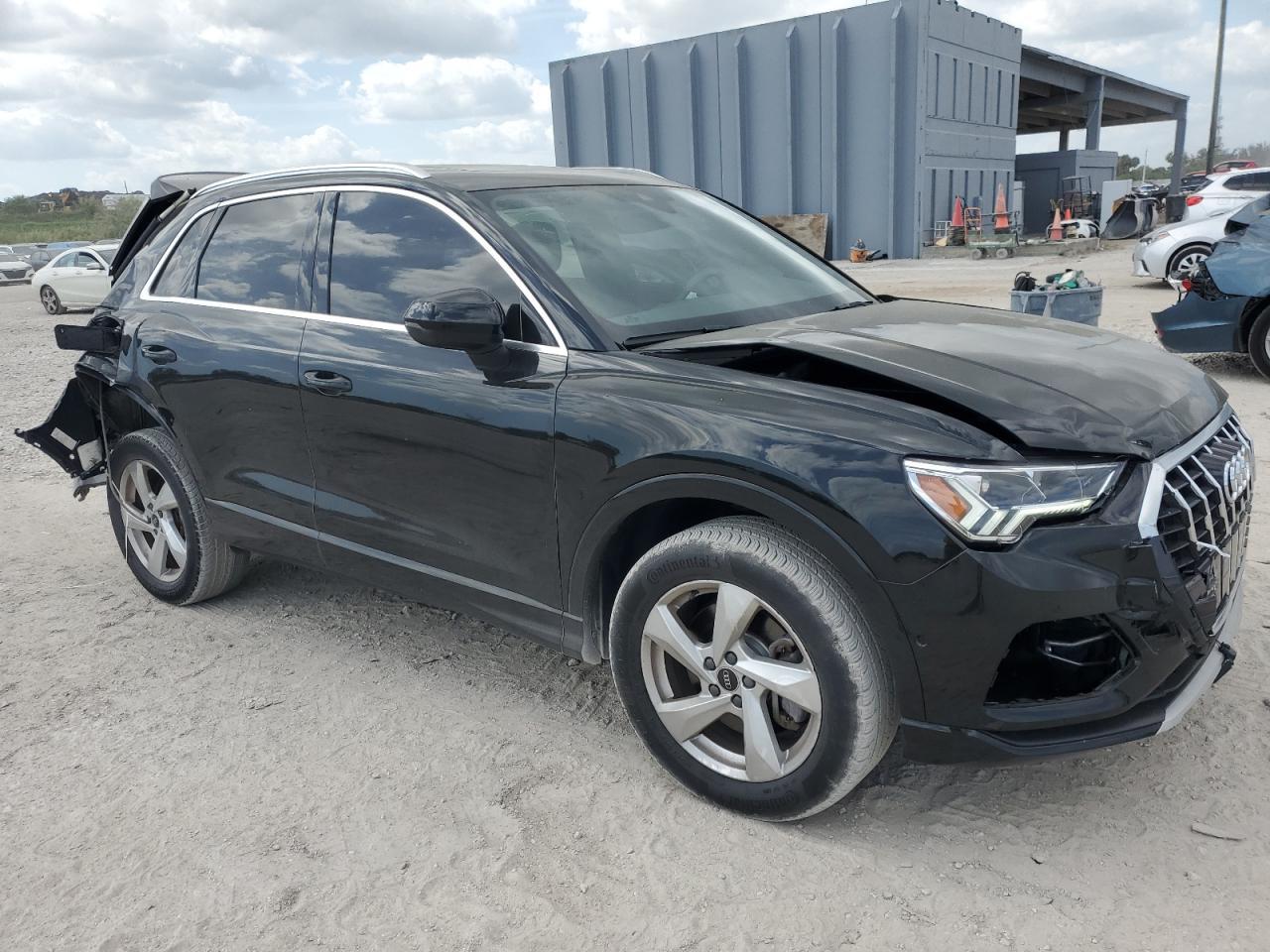 2021 AUDI Q3 PREMIUM - Image 4