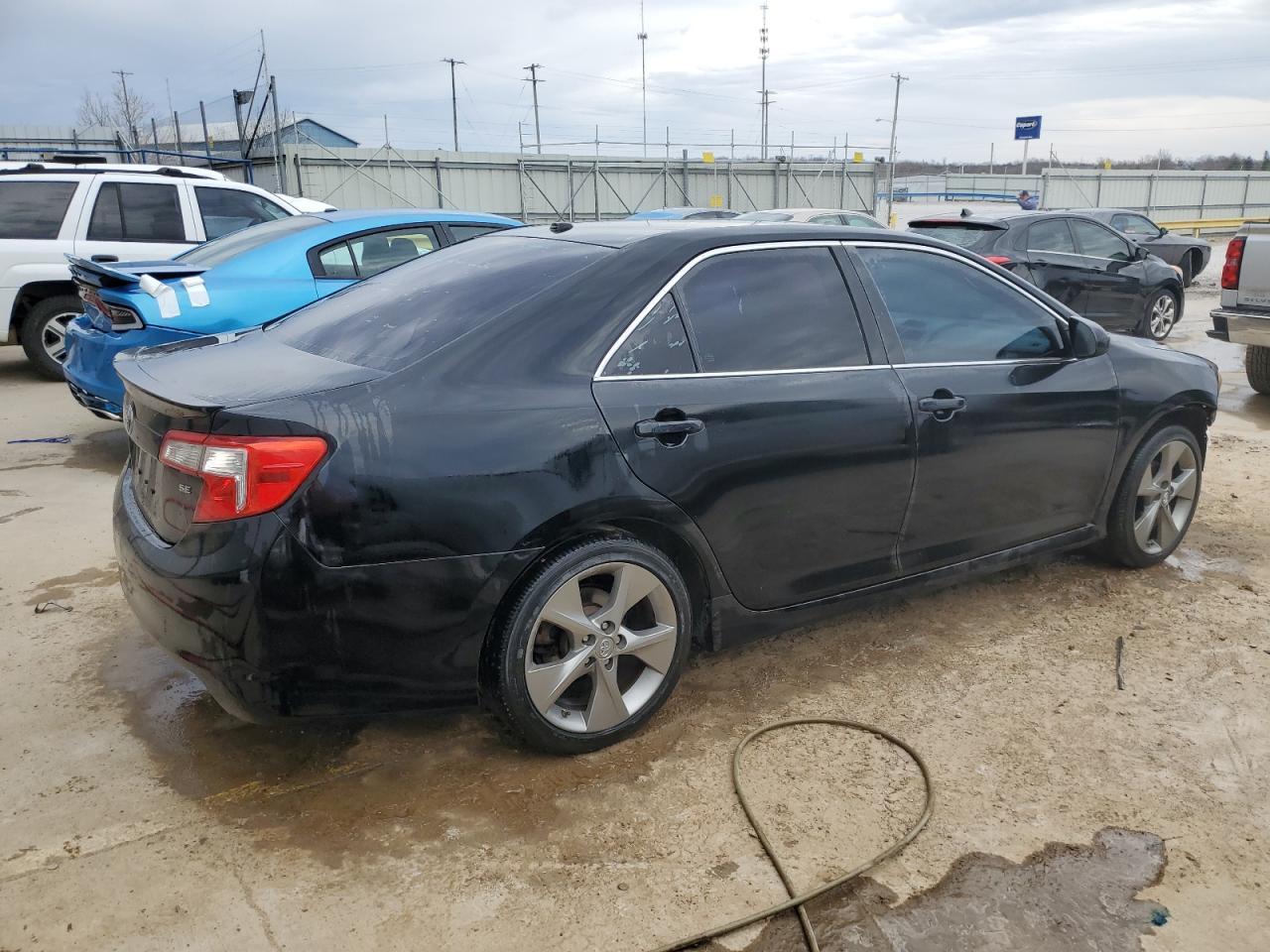 2014 TOYOTA CAMRY L - Image 3