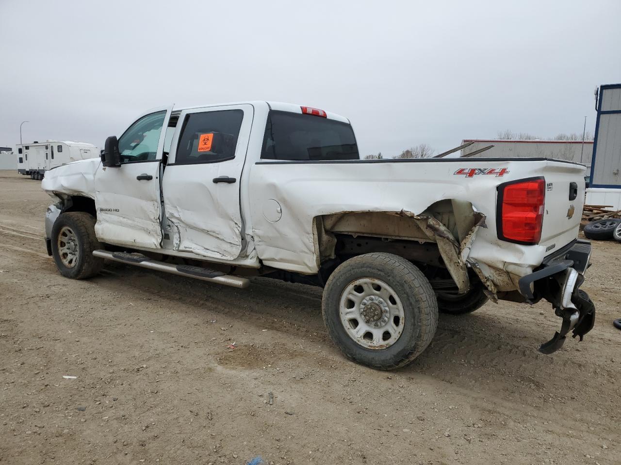 2015 CHEVROLET SILVERADO - Фото 2