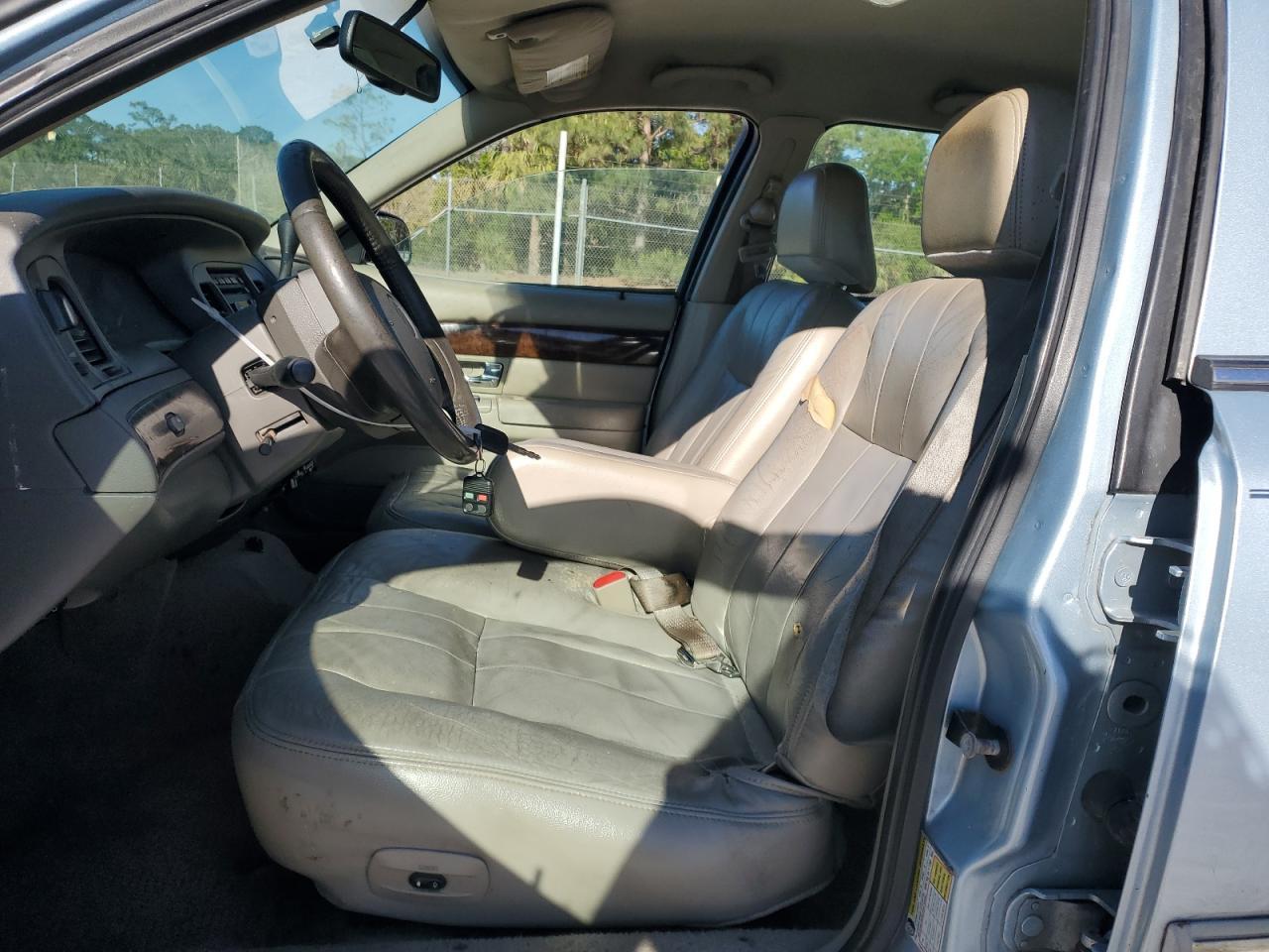 2010 MERCURY GRAND MARQ - Image 7