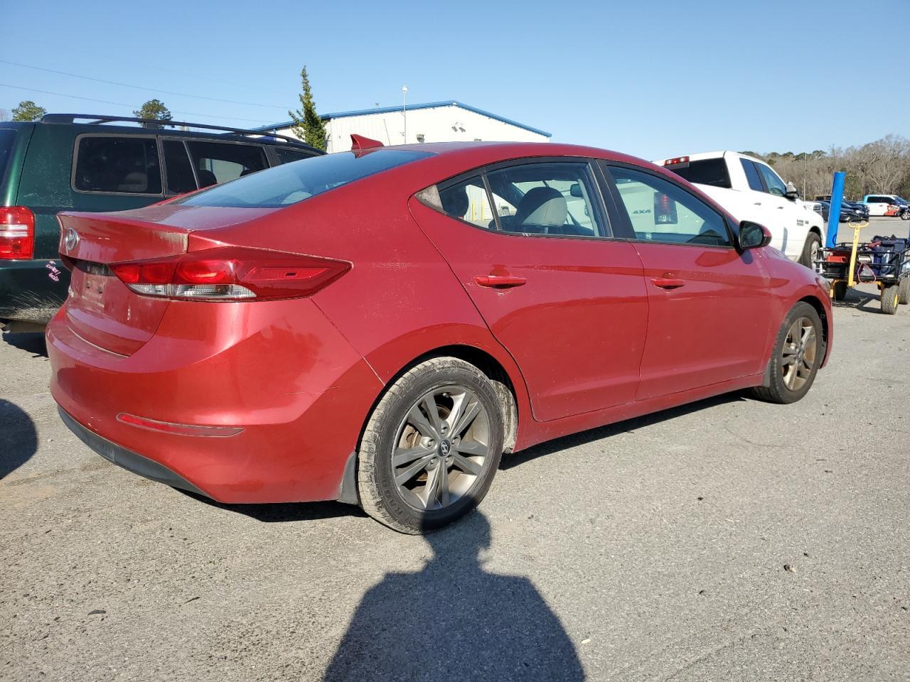 2018 HYUNDAI ELANTRA SE - Image 3