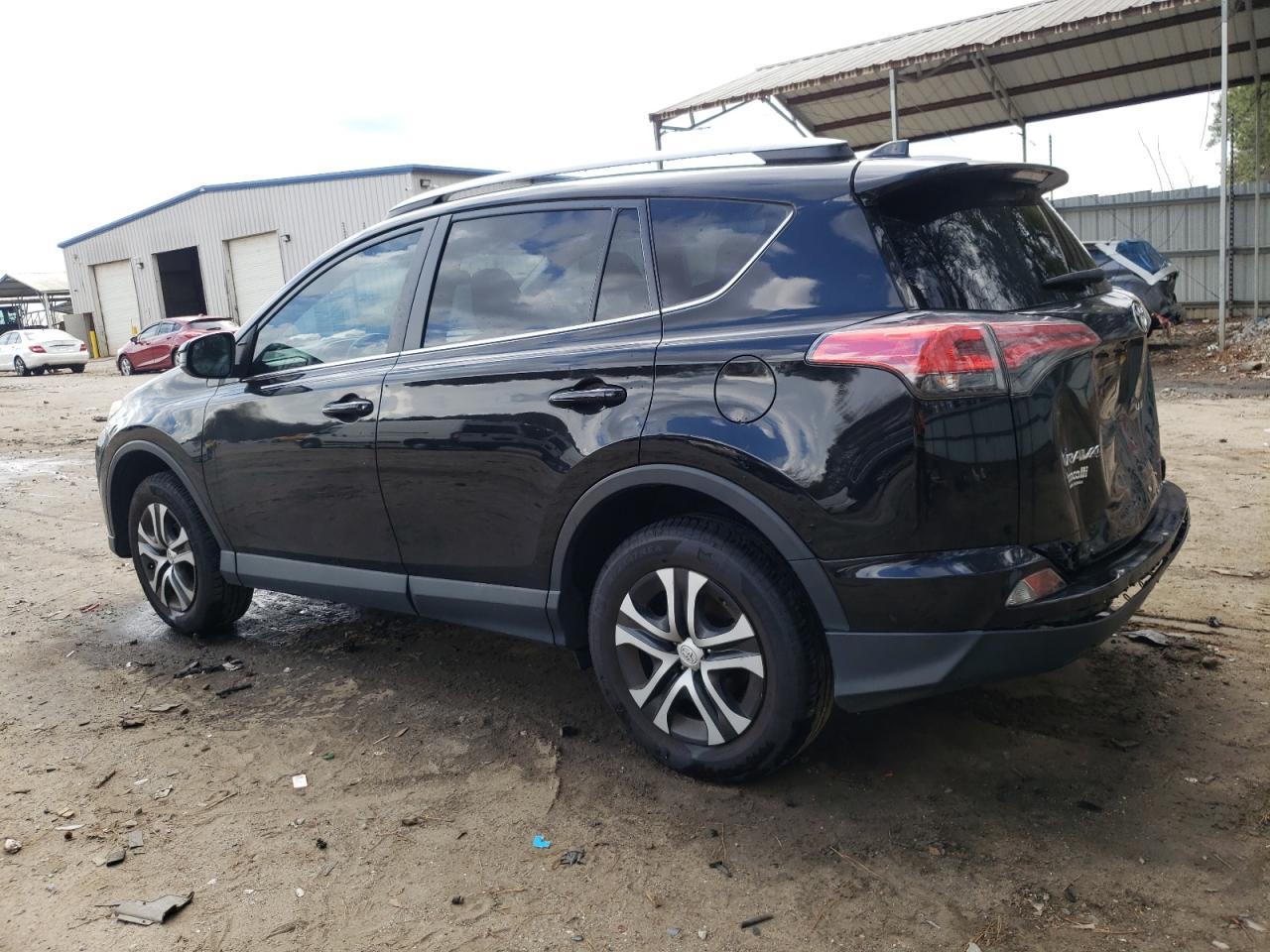 2018 TOYOTA RAV4 LE - Image 2