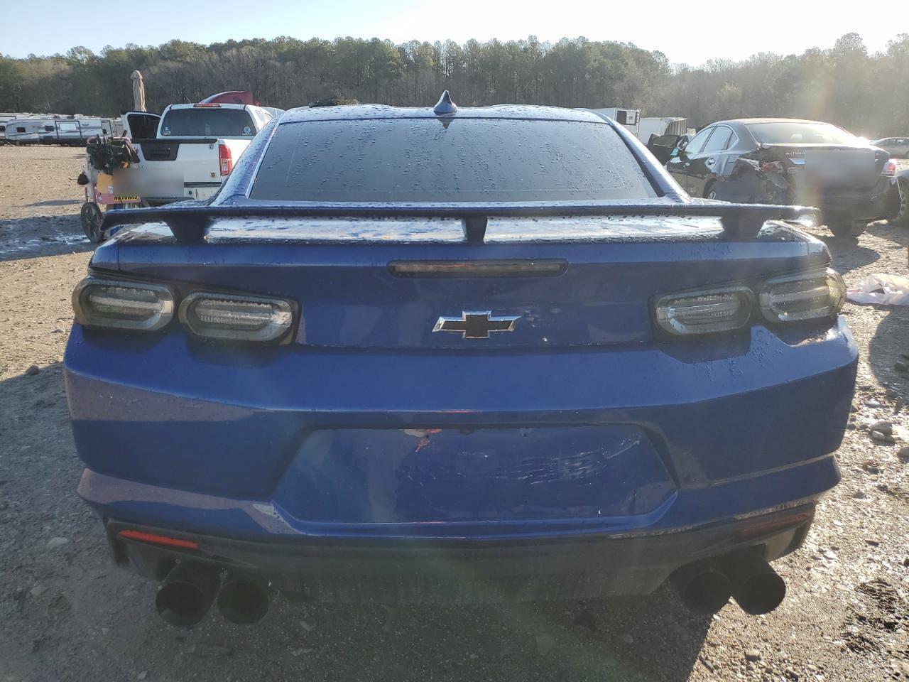 2022 CHEVROLET CAMARO LT1 - Image 6