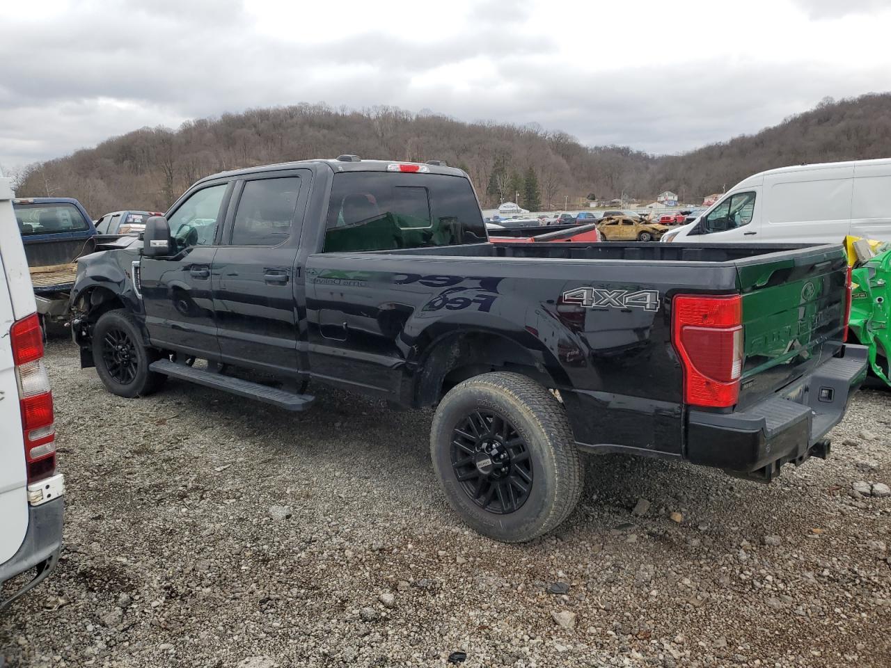 2022 FORD F250 SUPER - Image 2