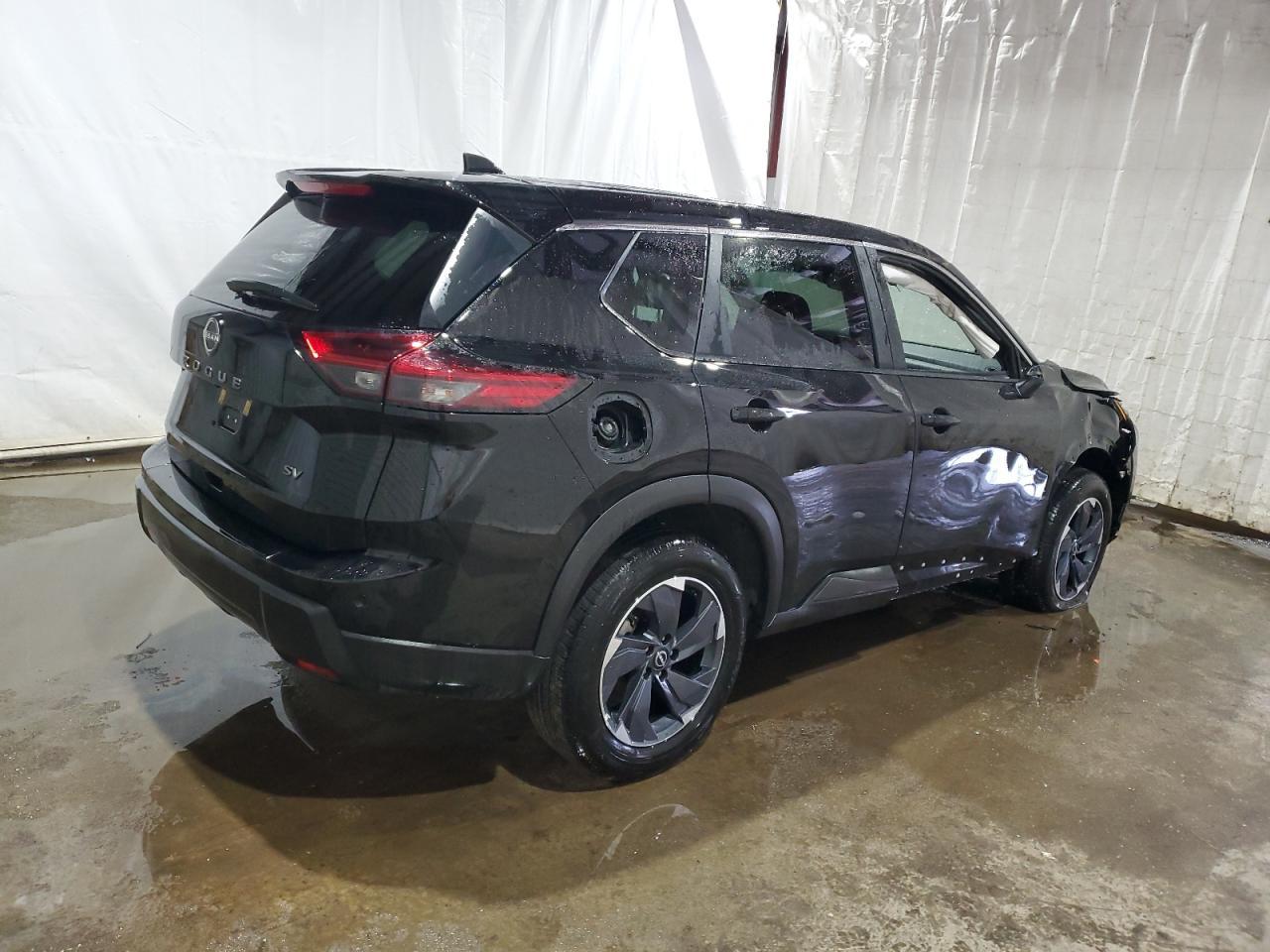 2024 NISSAN ROGUE SV - Image 3