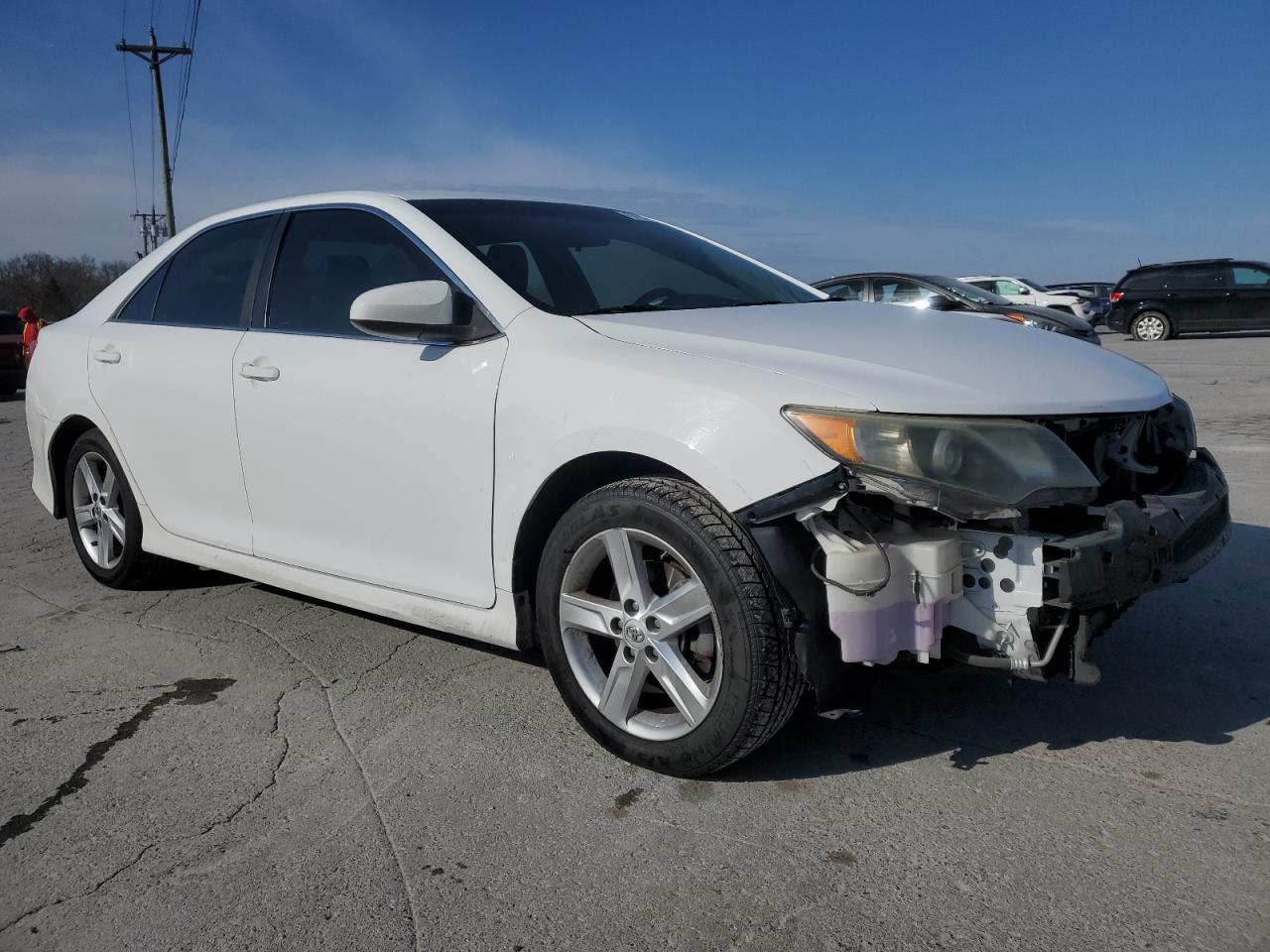 2013 TOYOTA CAMRY L - Фото 4