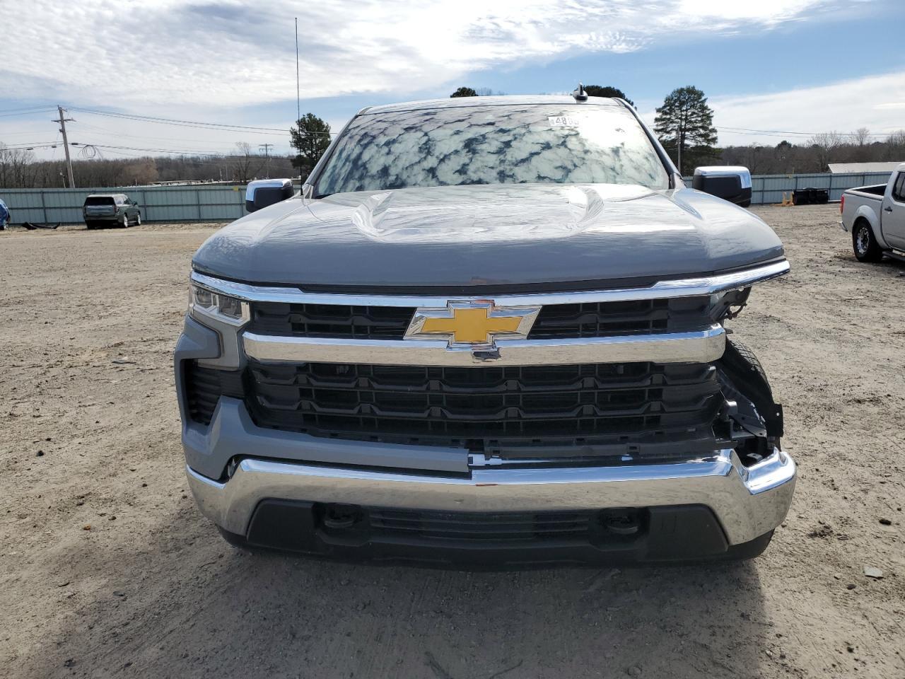 2024 CHEVROLET SILVERADO - Image 5