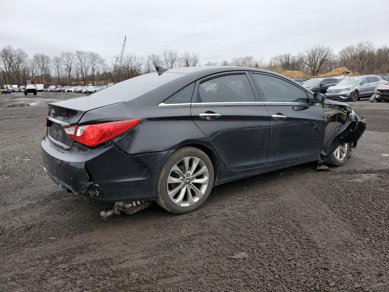 2011 HYUNDAI SONATA SE - Image 3