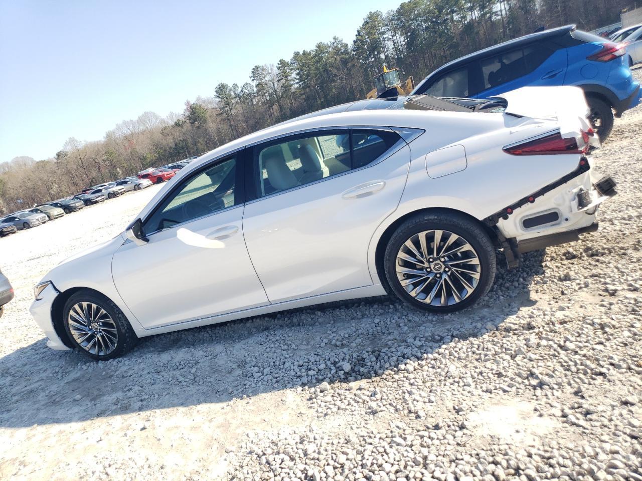 2024 LEXUS ES 350 BAS - Image 2