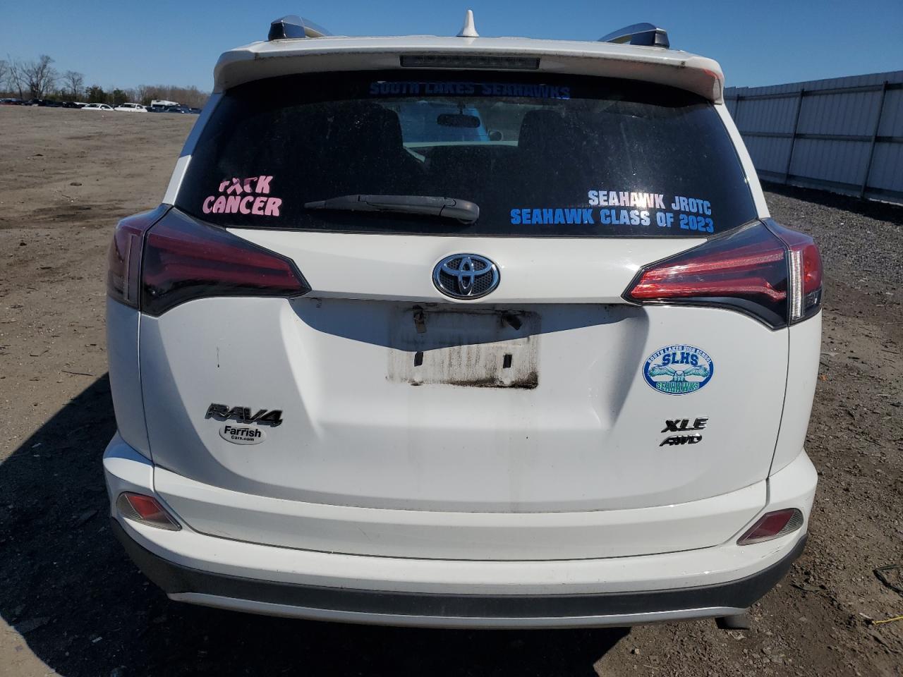 2016 TOYOTA RAV4 XLE - Фото 6