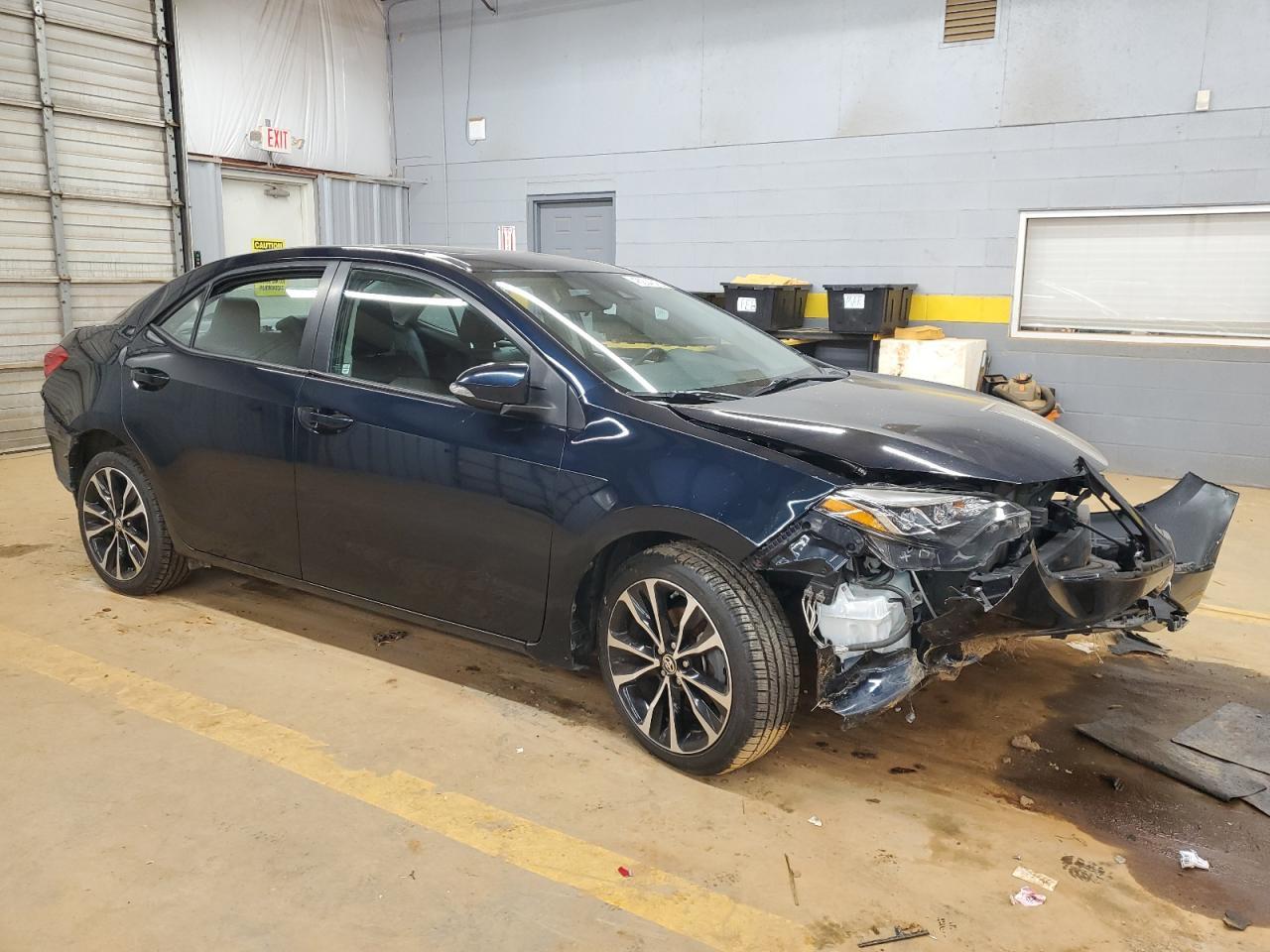 2018 TOYOTA COROLLA L - Image 4
