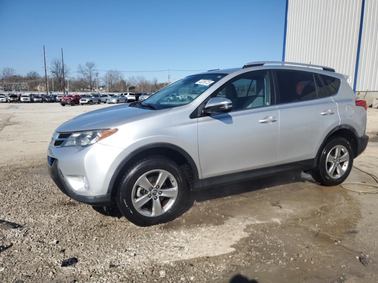 2015 TOYOTA RAV4 XLE