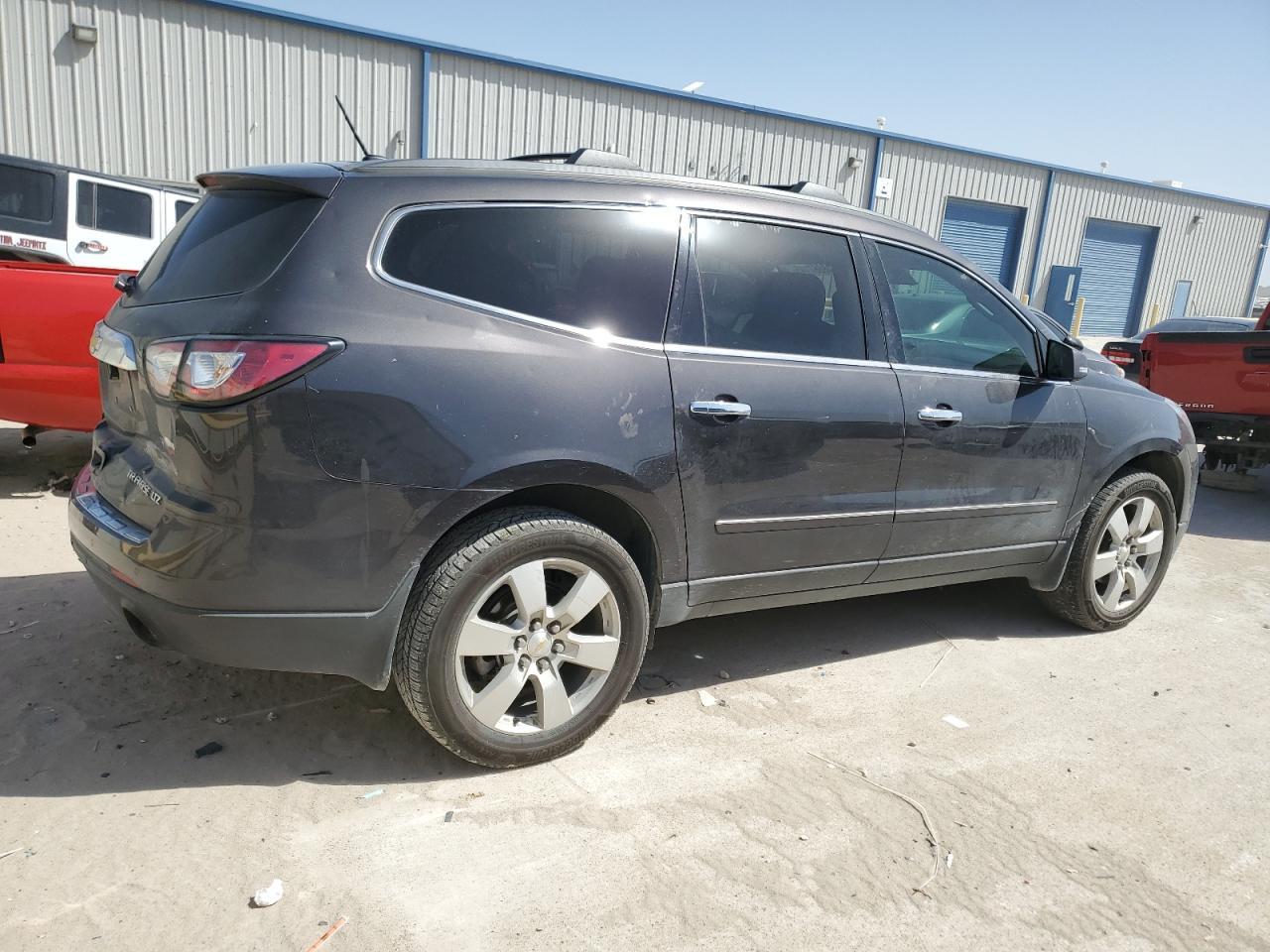 2014 CHEVROLET TRAVERSE L - Image 3