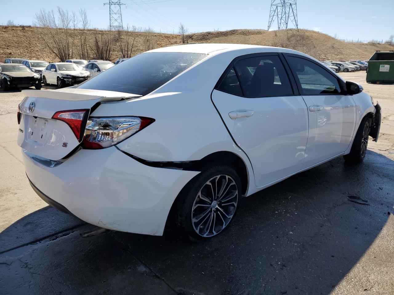 2015 TOYOTA COROLLA L - Image 3