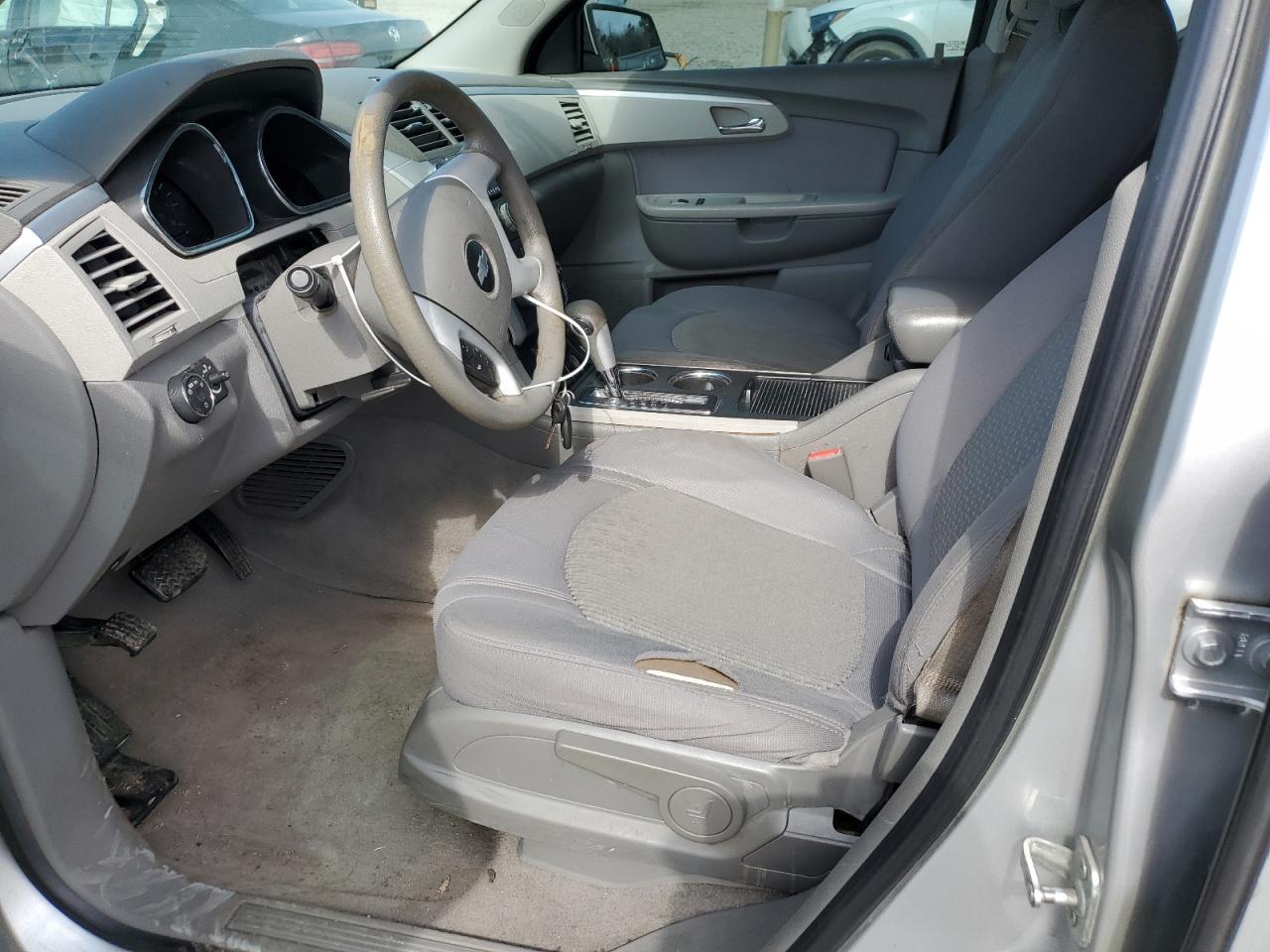 2012 CHEVROLET TRAVERSE L - Image 7