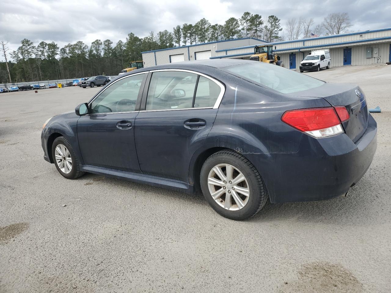 2012 SUBARU LEGACY 2.5 - Image 2