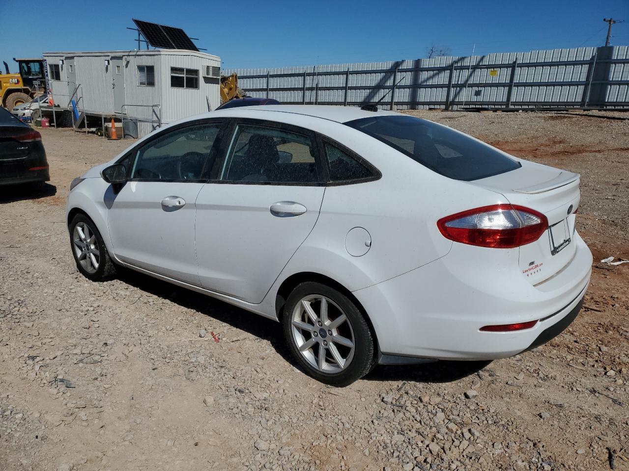 2019 FORD FIESTA SE - Image 2