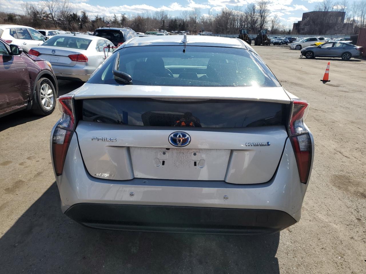 2018 TOYOTA PRIUS - Image 6