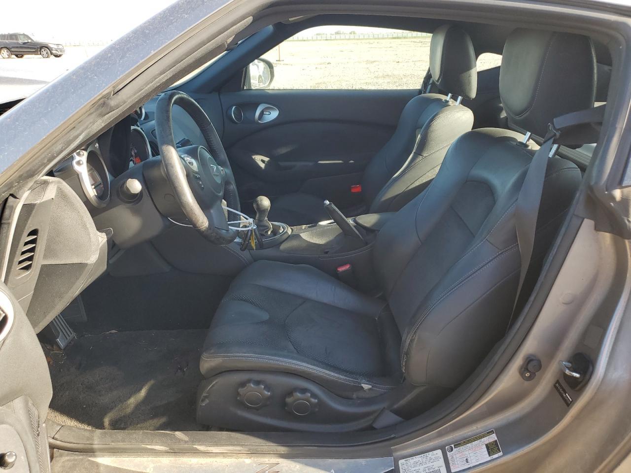 2010 NISSAN 370Z - Фото 7