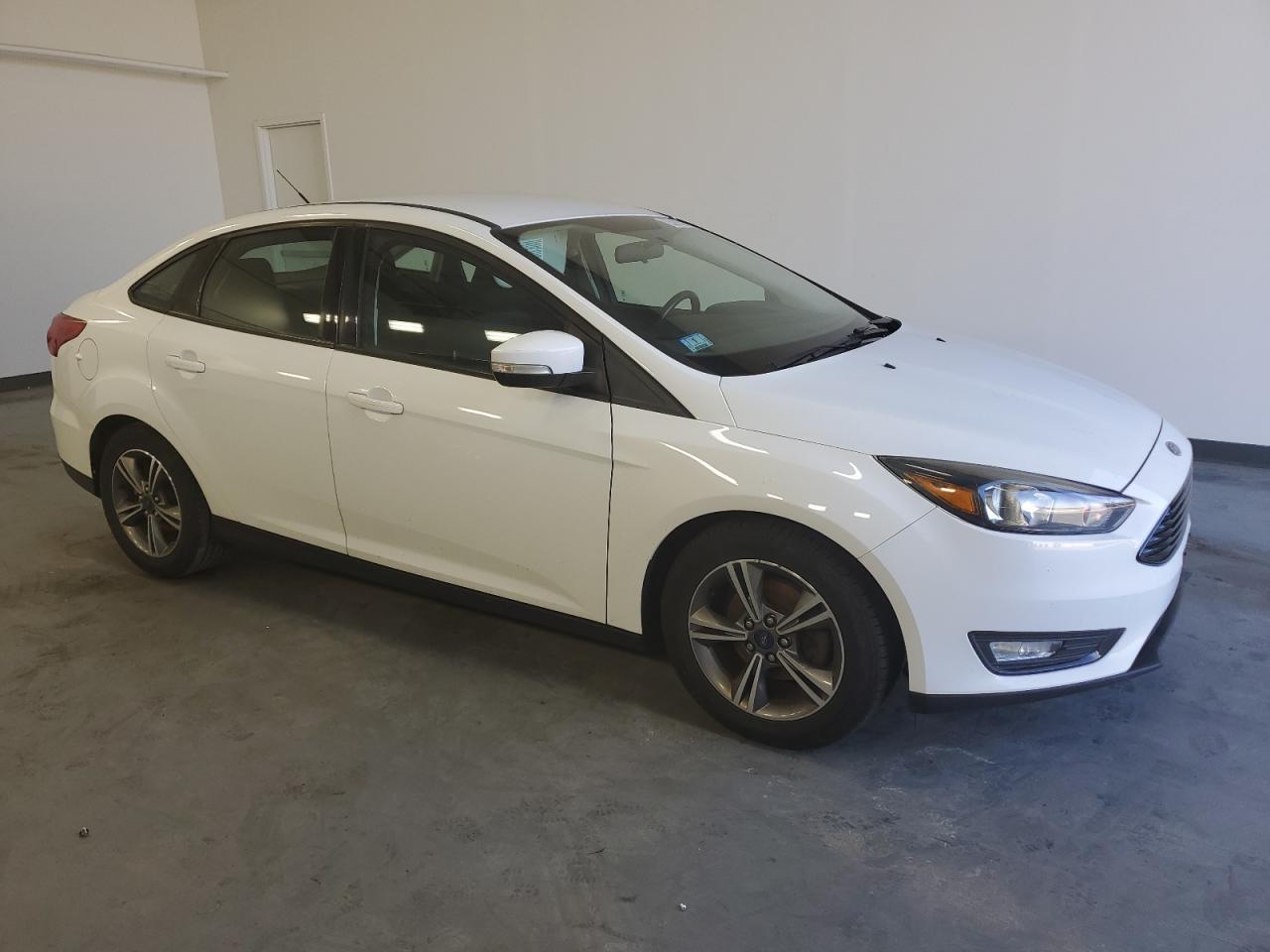 2018 FORD FOCUS SE - Image 4