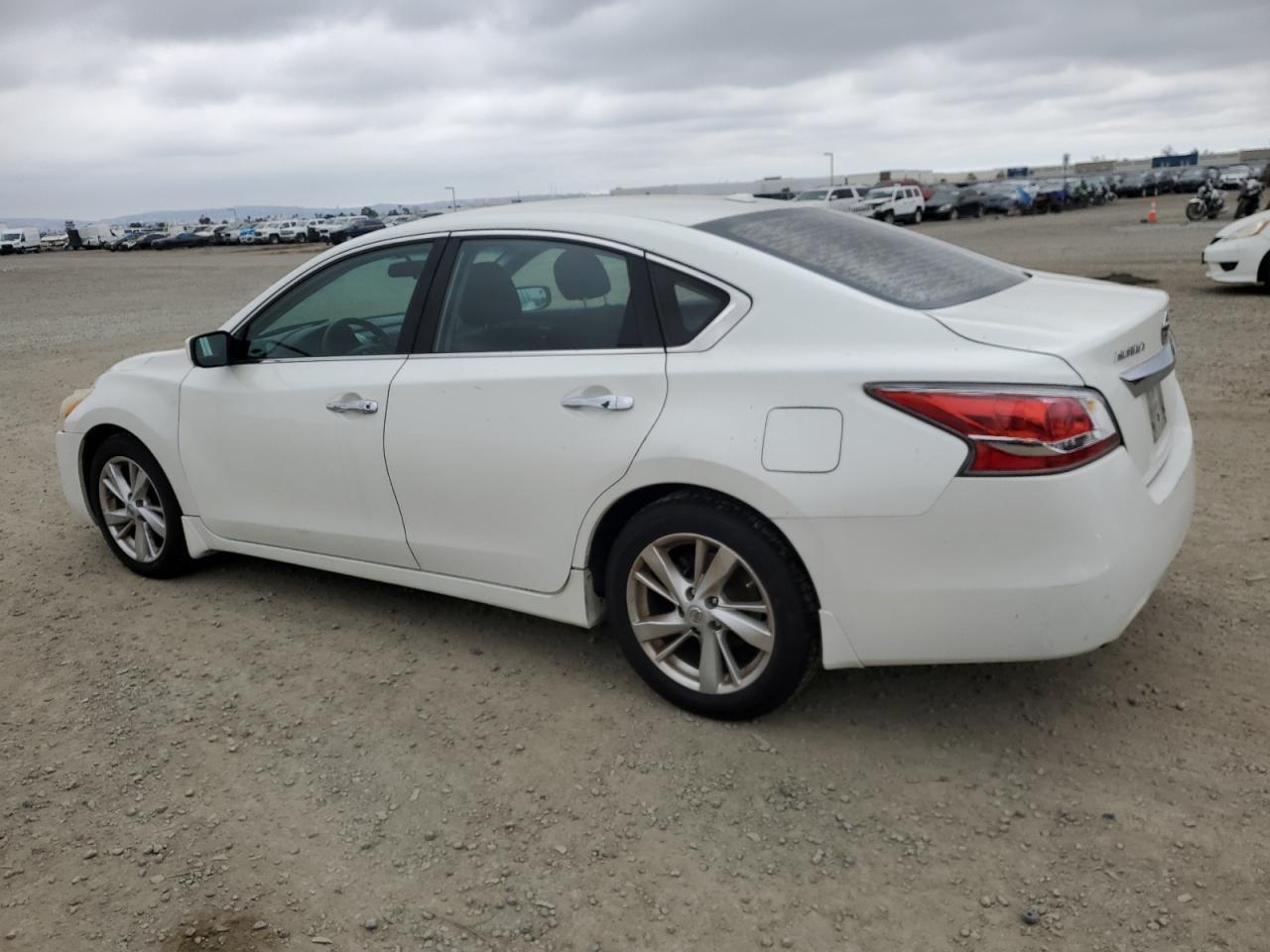 2015 NISSAN ALTIMA 2.5 - Фото 2