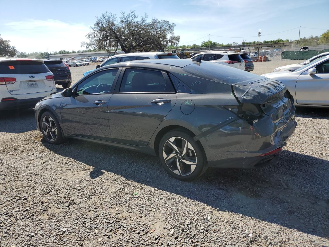2023 HYUNDAI ELANTRA SE - Фото 2