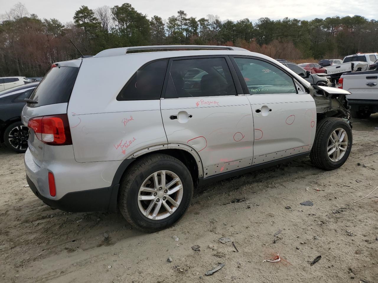 2015 KIA SORENTO LX - Image 3