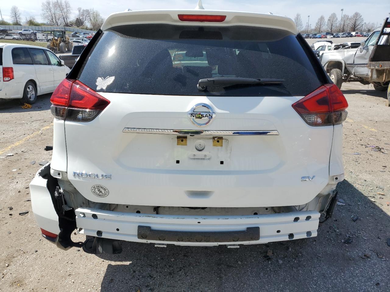 2017 NISSAN ROGUE S - Image 6