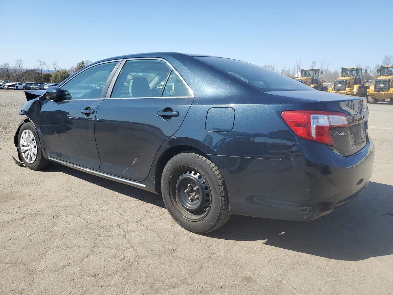 2013 TOYOTA CAMRY L - Image 2