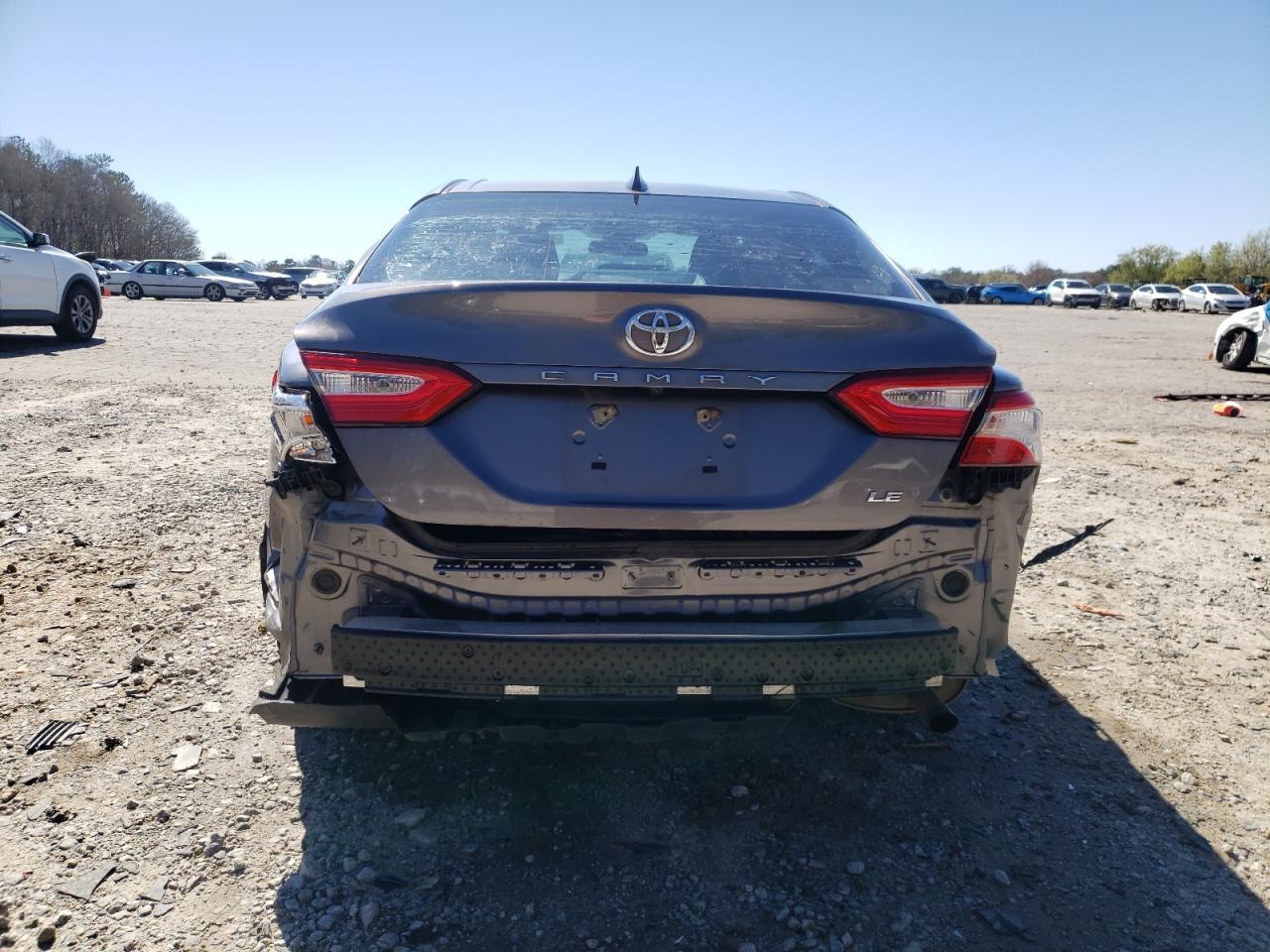 2020 TOYOTA CAMRY LE - Фото 6