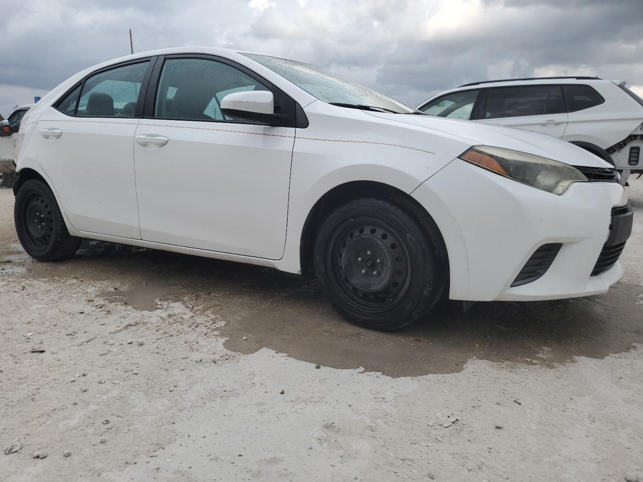 2016 TOYOTA COROLLA L - Image 4