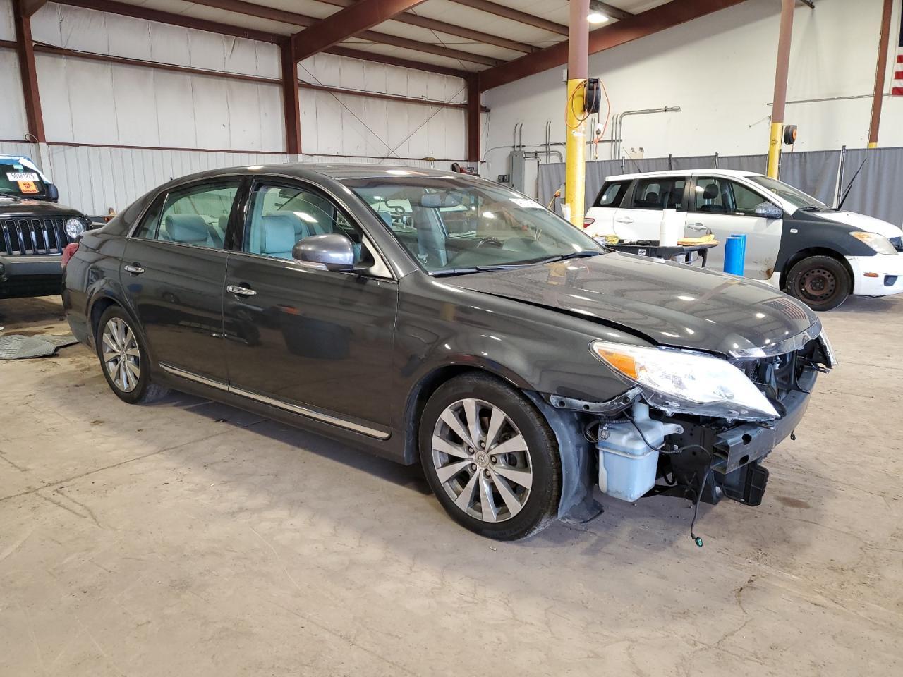 2011 TOYOTA AVALON BAS - Image 4