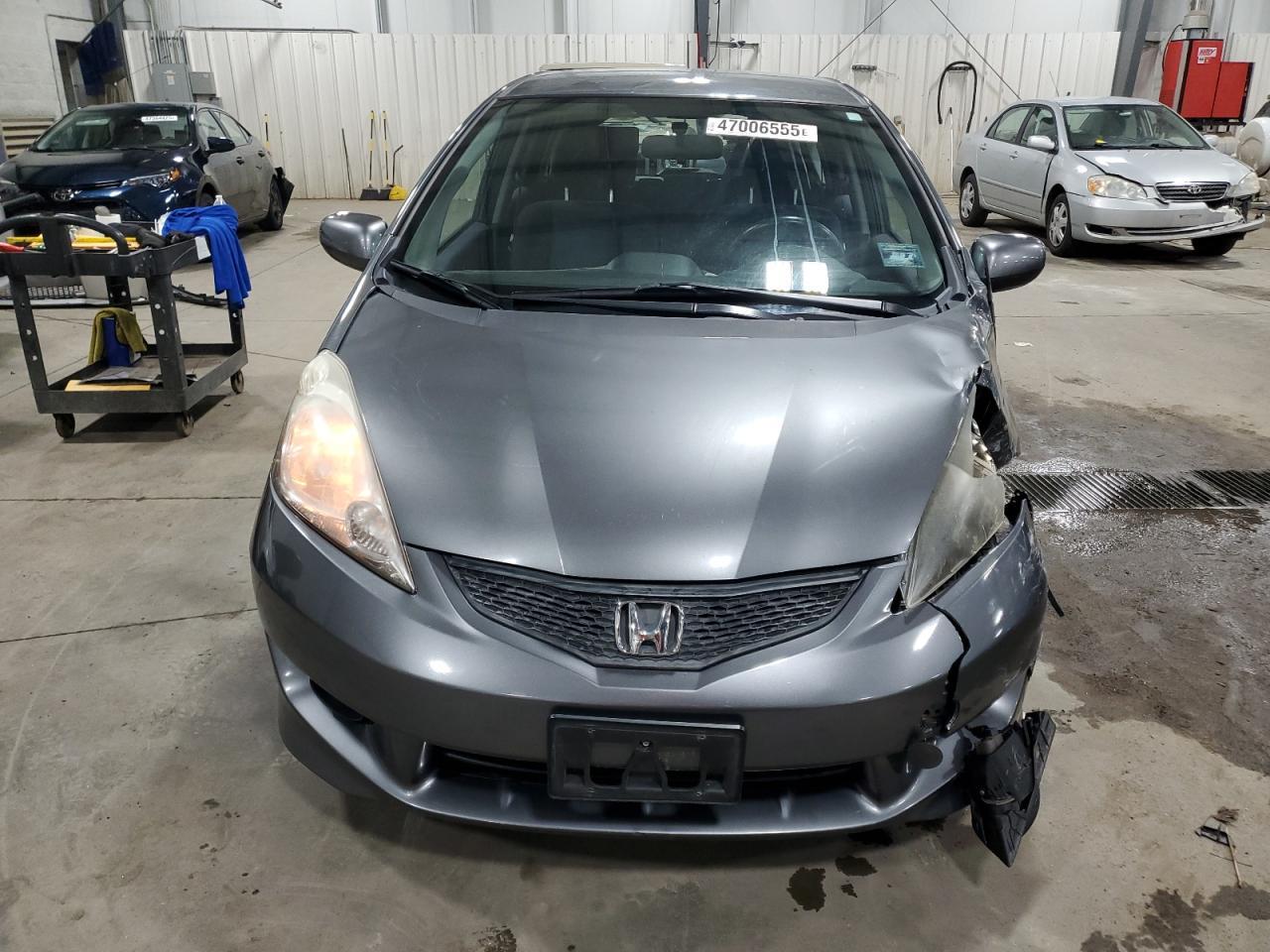 2011 HONDA FIT SPORT - Image 5
