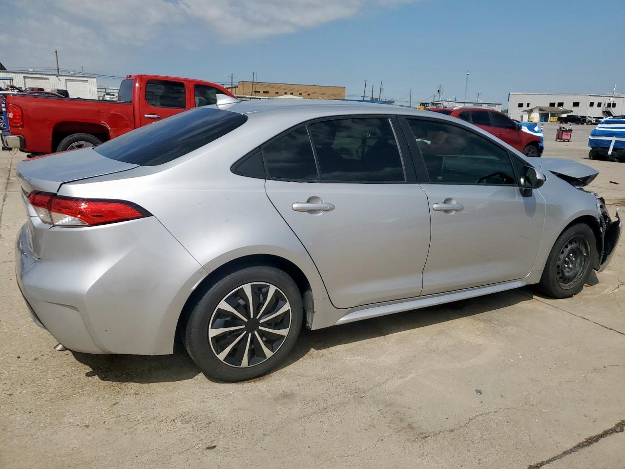2020 TOYOTA COROLLA LE - Фото 3