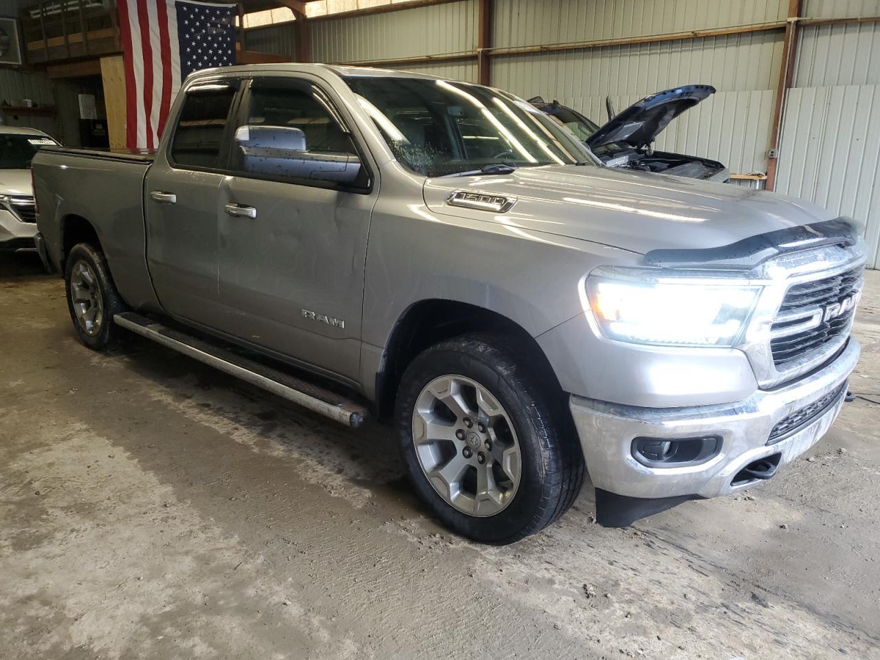 2019 RAM 1500 BIG H - Фото 4